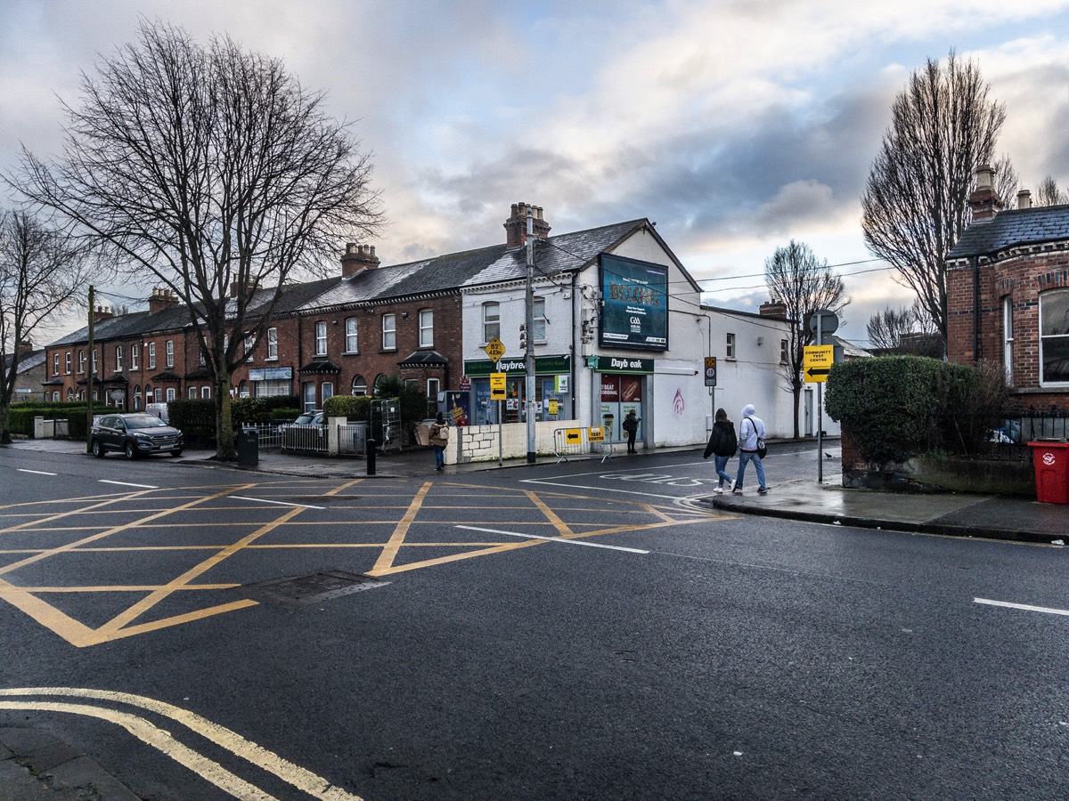 CLONLIFFE ROAD 010