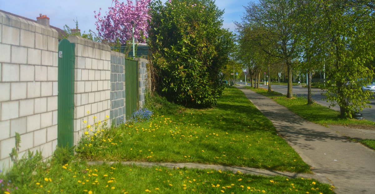 GLASNEVIN DOWNS TO EAST BALLYGALL ROAD 012