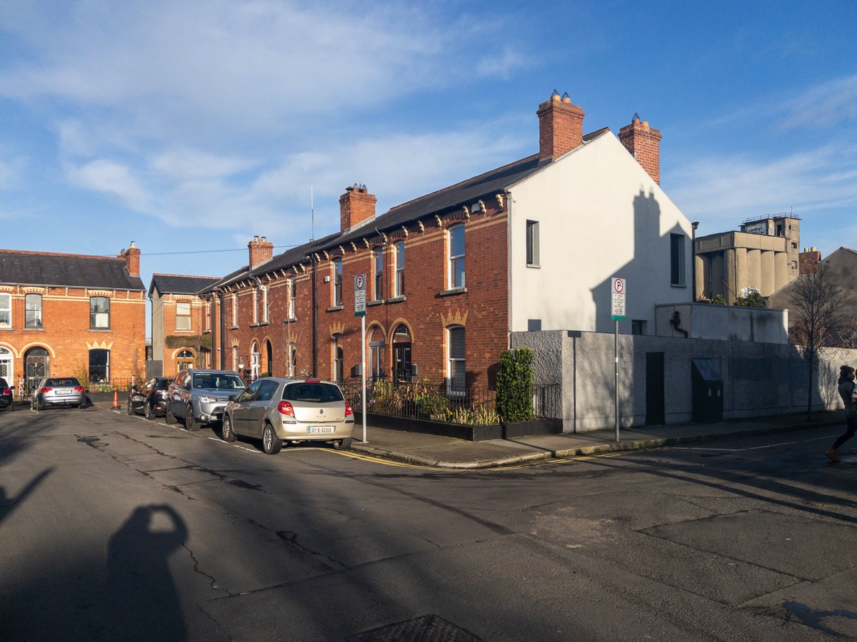 NORTH LEINSTER STREET 002