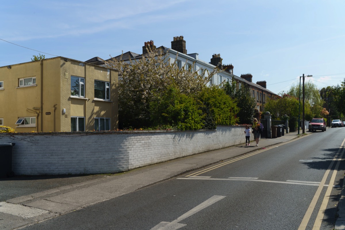 OAKLEY ROAD IN RANELAGH 002