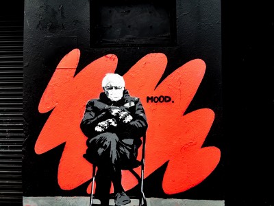  BERNIE SANDERS MITTENS MEME IN THE FORM OF STREET ART IN DUBLIN  