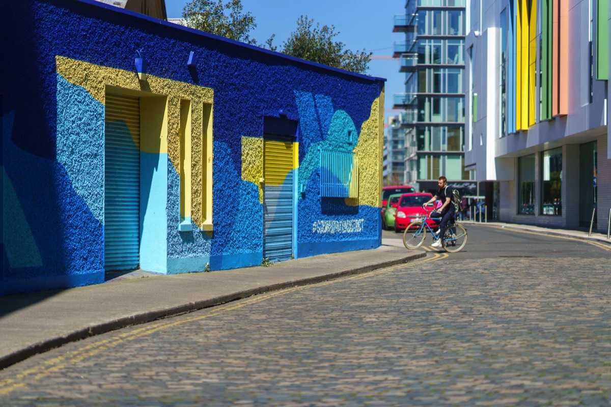 COLOURFUL STREET ART AT GRAND CANAL QUAY 004