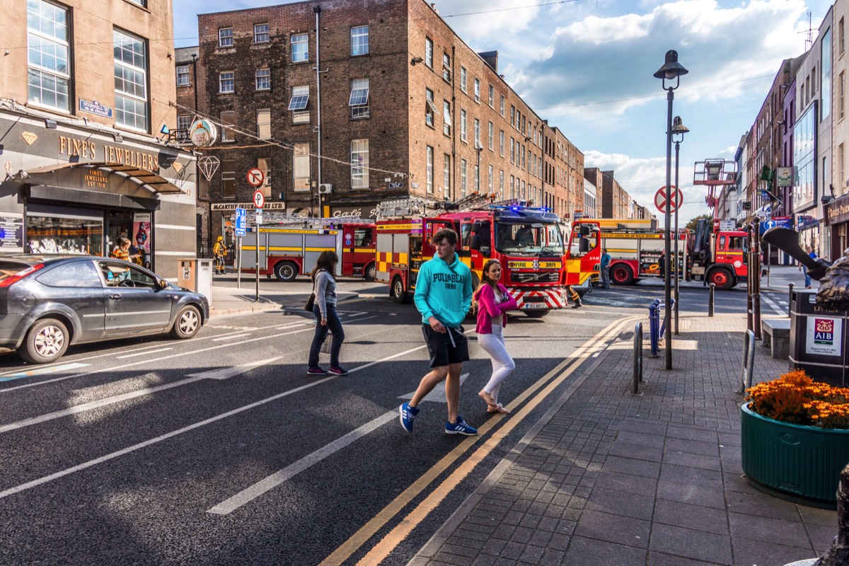 LIMERICK FIRE BRIGADE - BLOCKING IN ACTION 2015 005
