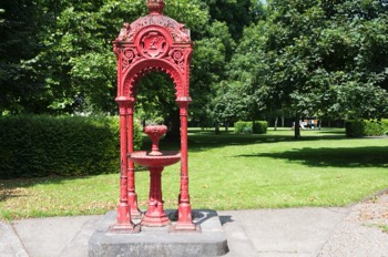 CLARE STREET PARK