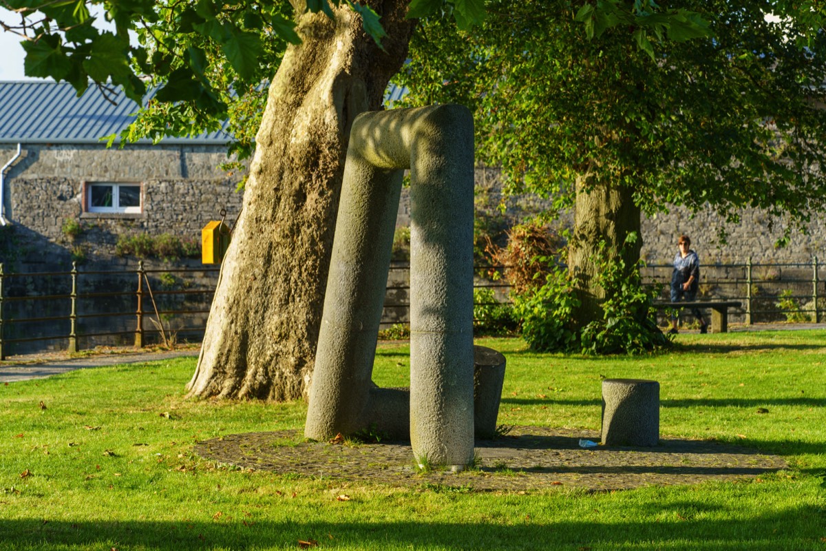 POISED PORTAL - PUBLIC ART 003