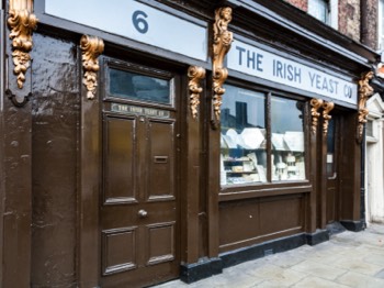 VICTORIAN SHOP