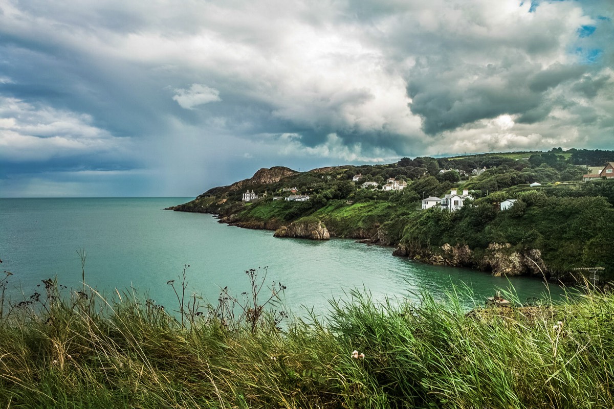 ELEVATED VIEW OF THE TOWN OF HOWTH 005