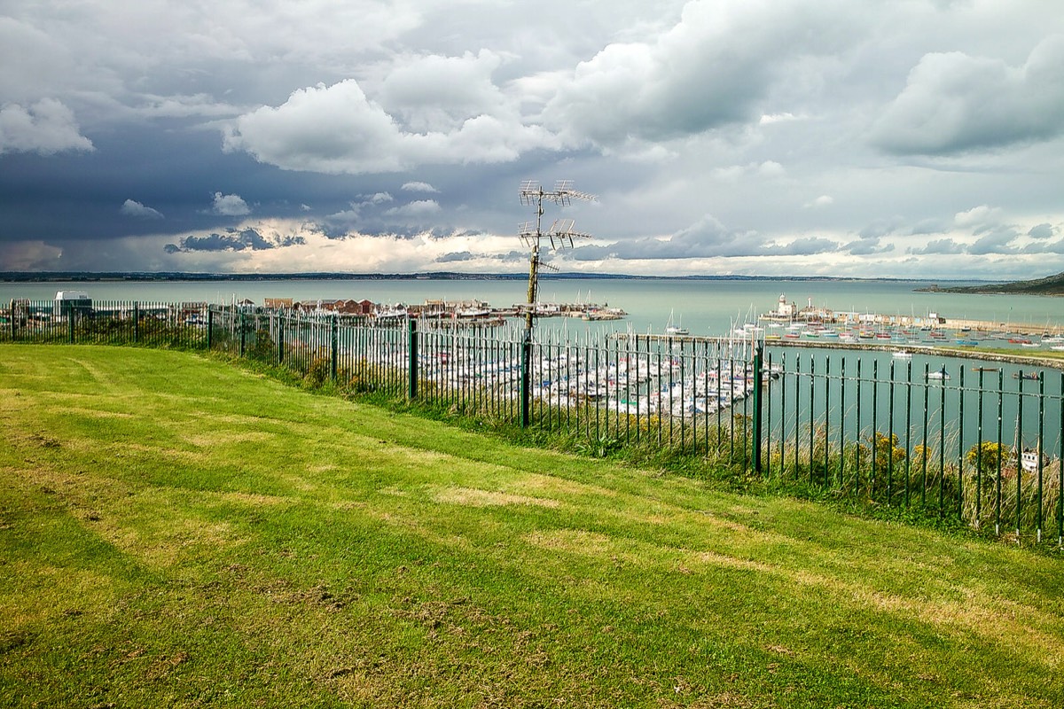 ELEVATED VIEW OF THE TOWN OF HOWTH 006