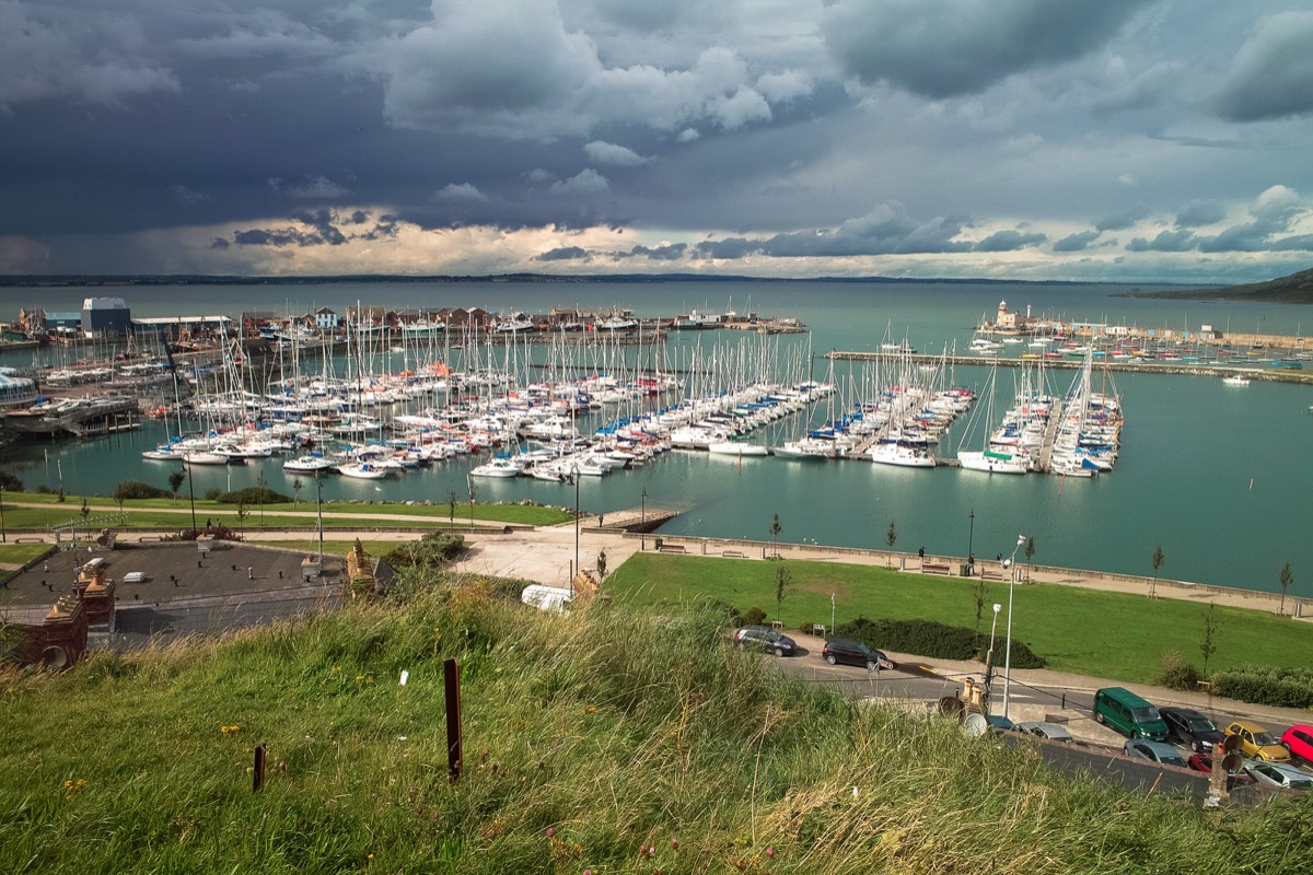 ELEVATED VIEW OF THE TOWN OF HOWTH 007