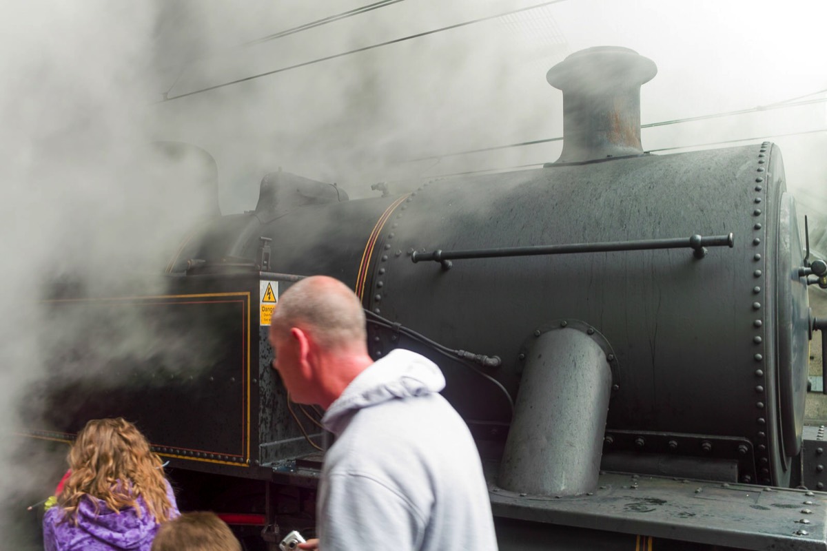 THE KINGSTOWN SPECIAL IN DUN LAOGHAIRE - STEAM TRAIN  008
