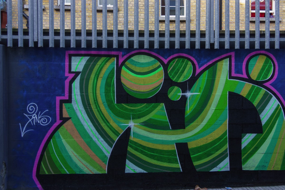 GRAFFITI WALL  AT ORMOND PLACE 007