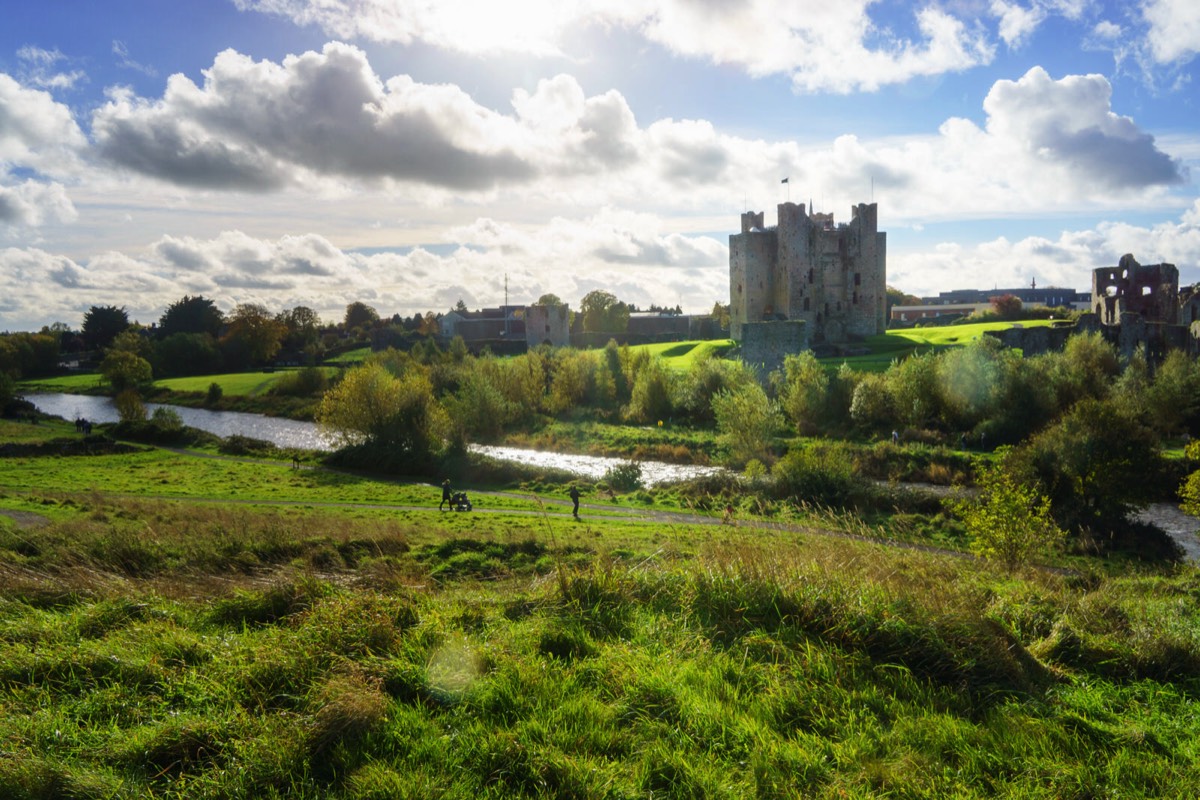 TRIM CASTLE ON THE RIVER BOYNE 025