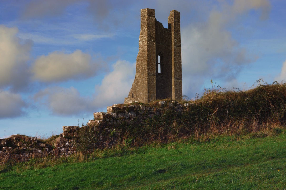 THE YELLOW STEEPLE IN TRIM COUNTY MEATH 001