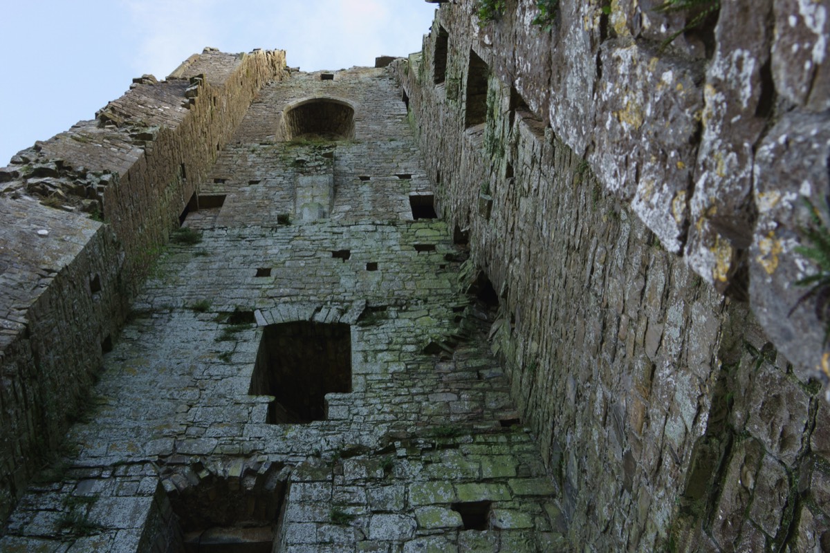 THE YELLOW STEEPLE IN TRIM COUNTY MEATH 010