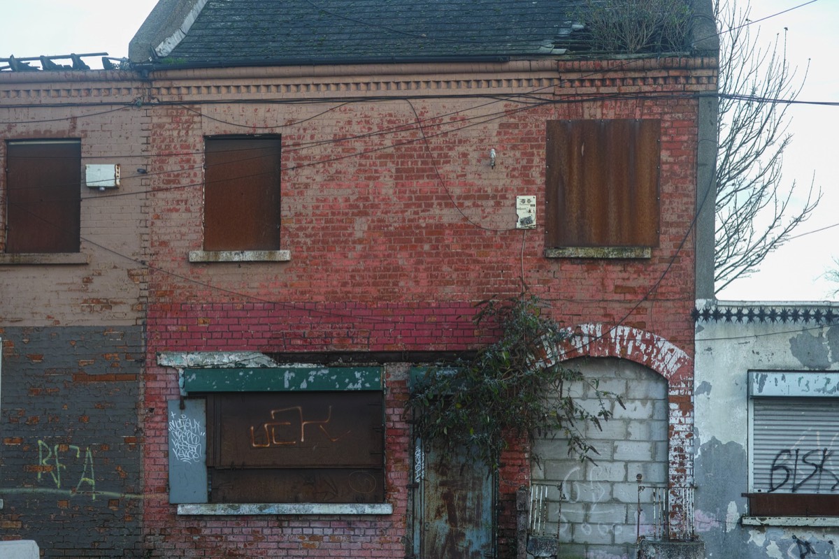 HARBOUR HOUSE AND A MAXOL GARAGE AND NEARBY 001