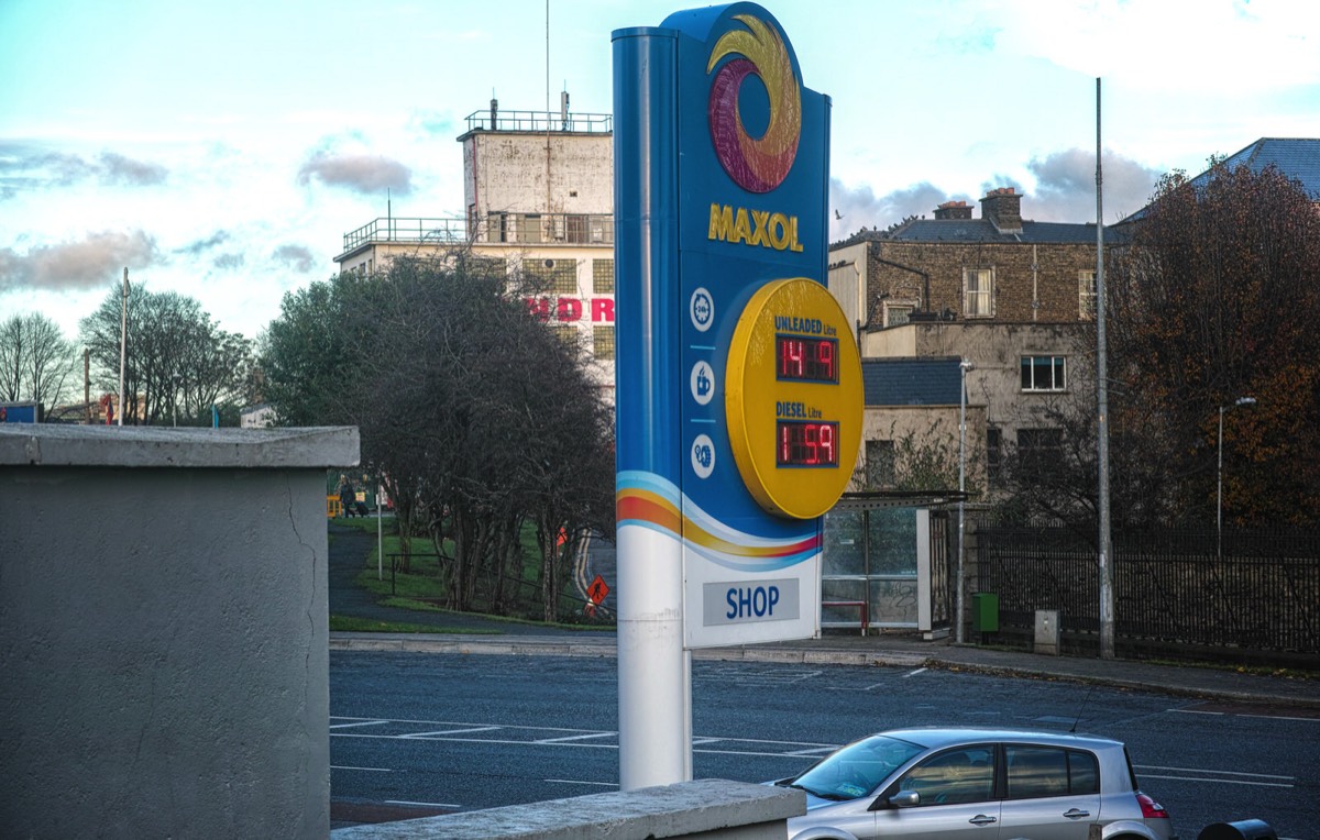 HARBOUR HOUSE AND A MAXOL GARAGE AND NEARBY 009