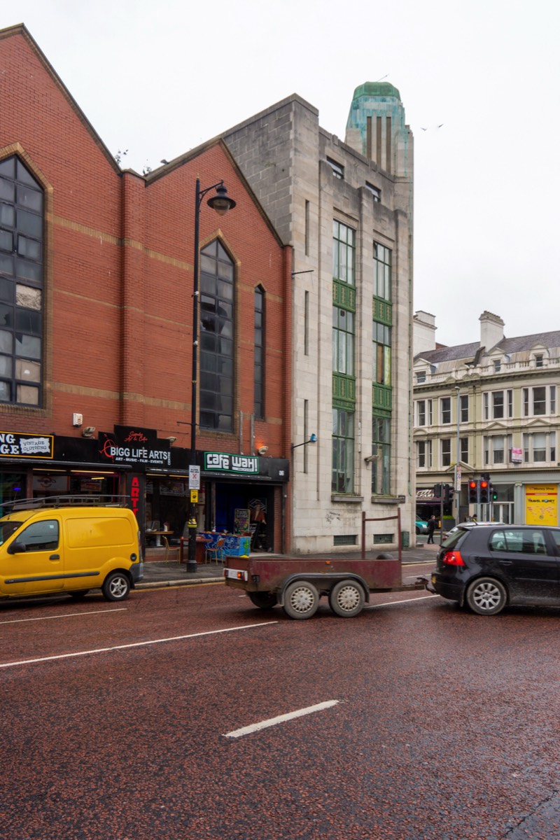 FORMER BANK OF IRELAND ART DECO BUILDING  ROYAL AVENUE IN BELFAST 002