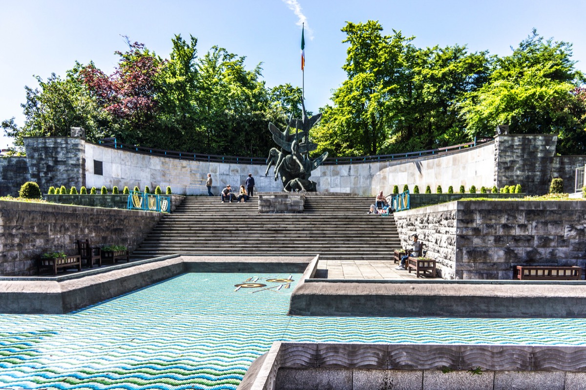 GARDEN OF REMEMBRANCE PARNELL SQUARE 002