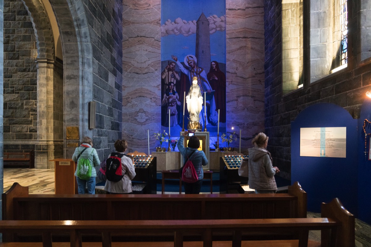 GALWAY - INSIDE THE CATHEDRAL 002