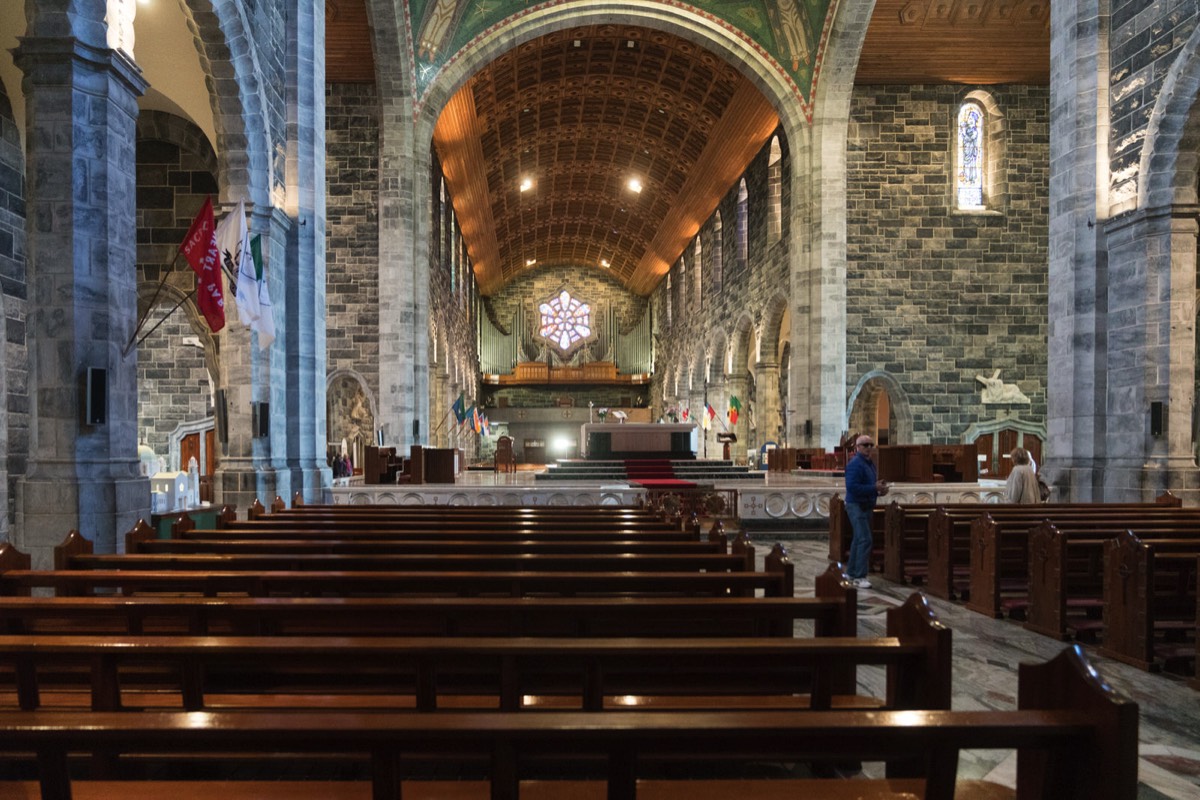 GALWAY - INSIDE THE CATHEDRAL 007