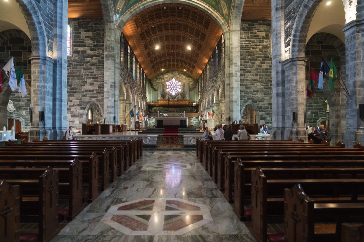 GALWAY - INSIDE THE CATHEDRAL 008