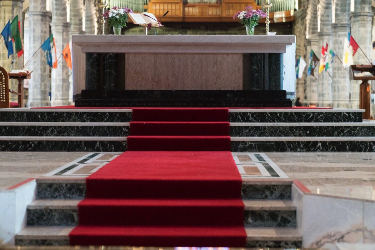 GALWAY - INSIDE THE CATHEDRAL 010