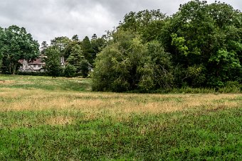 BISHOPSMEADOWS WALK SECTION OF THE NORE LINEAR PARK 080