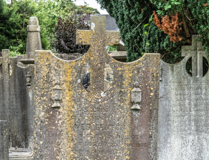 OLD CHURCHYARD KNOWN AS ST. JOHN'S [DUBLIN ROAD KILKENNY]-142963-1