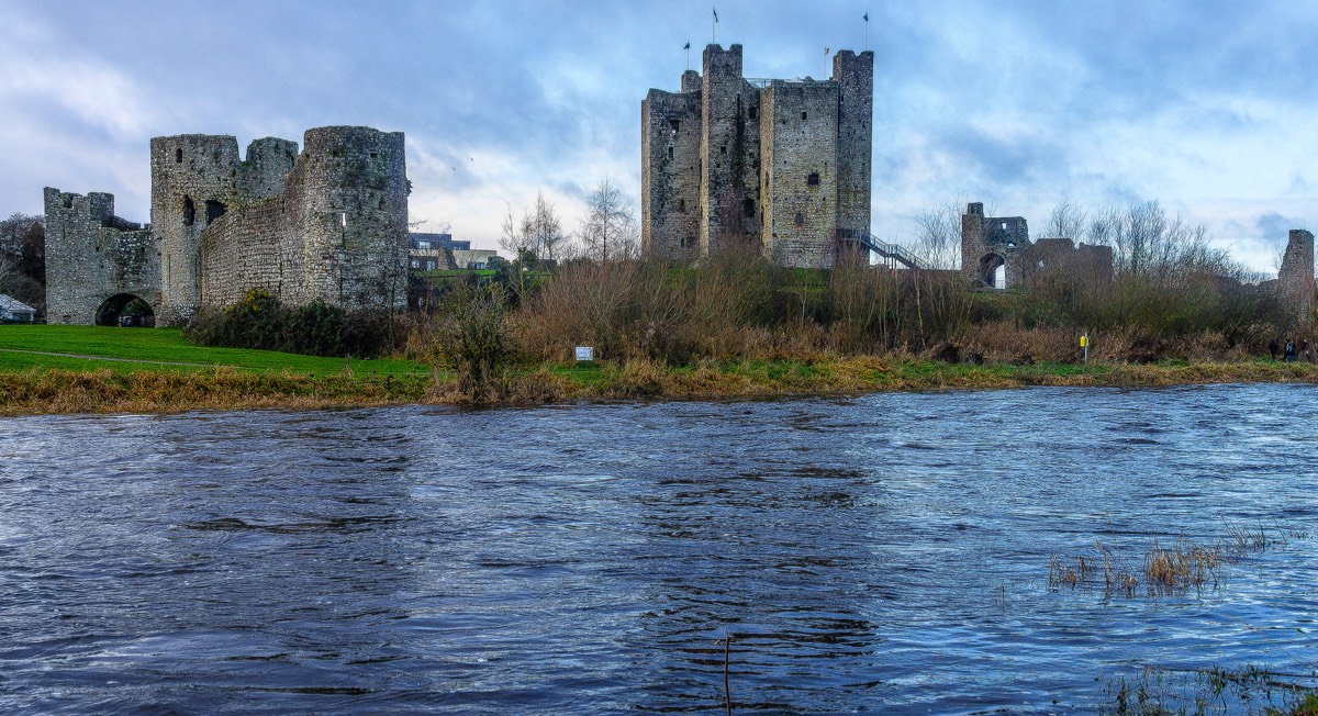 HISTORIC NORMAN CASTLE IN TRIM 003