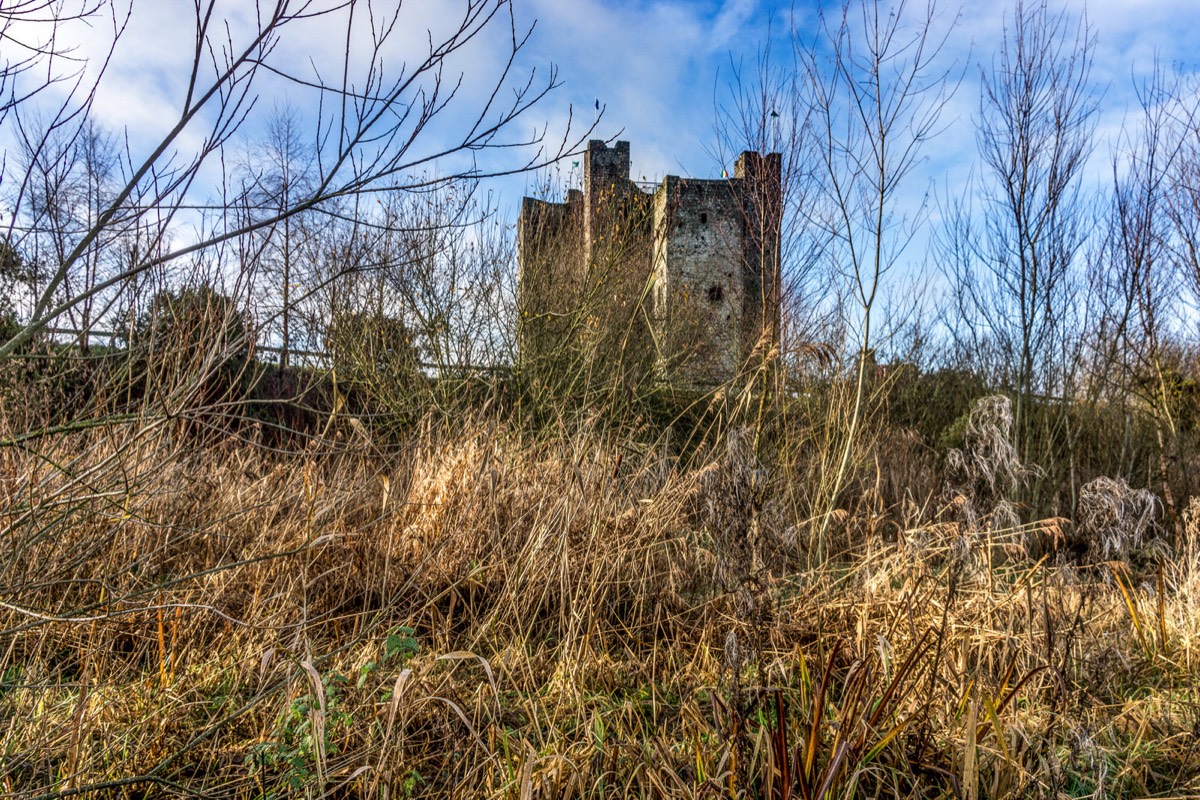 HISTORIC NORMAN CASTLE IN TRIM 022