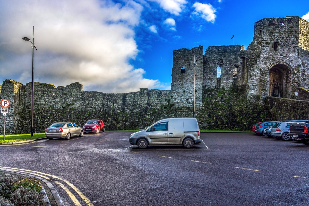 HISTORIC NORMAN CASTLE IN TRIM 028