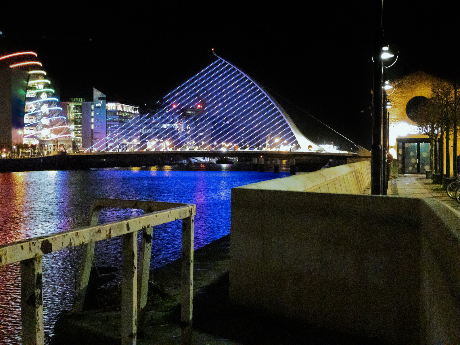 WINTER LIGHTS IN DUBLIN CITY