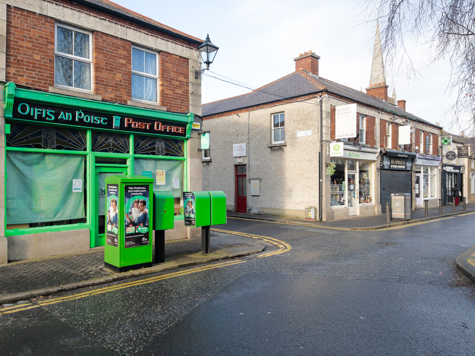 ATTRACTIVE POST OFFICE ON RATHFARNHAM VILLAGE MAIN STREET 002