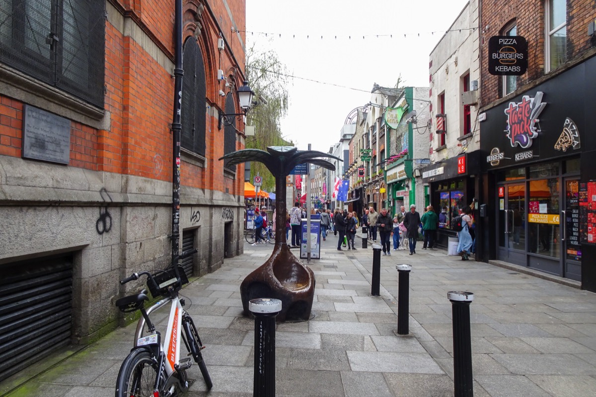 TEMPLE BAR