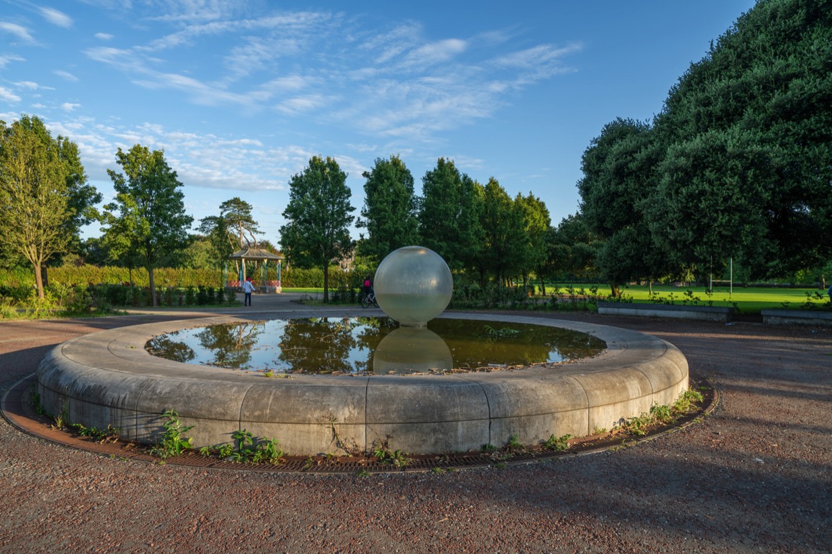 One thing that I have noticed in Ireland is that water features are never properly maintained and eventually they become non-water features. 007