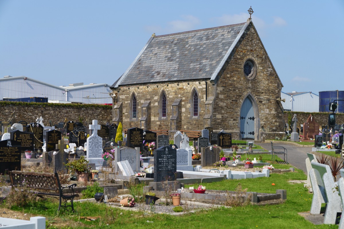 SAINT OTTERANS CHURCH AND CEMETERY 007