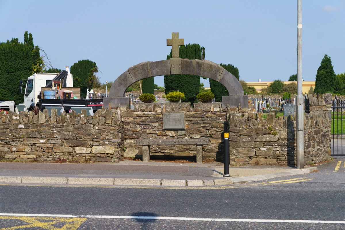 SAINT OTTERANS CHURCH AND CEMETERY 010