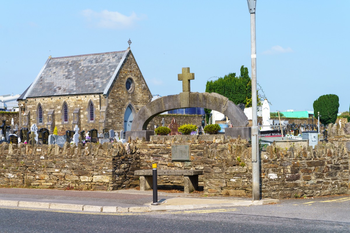 SAINT OTTERANS CHURCH AND CEMETERY 011