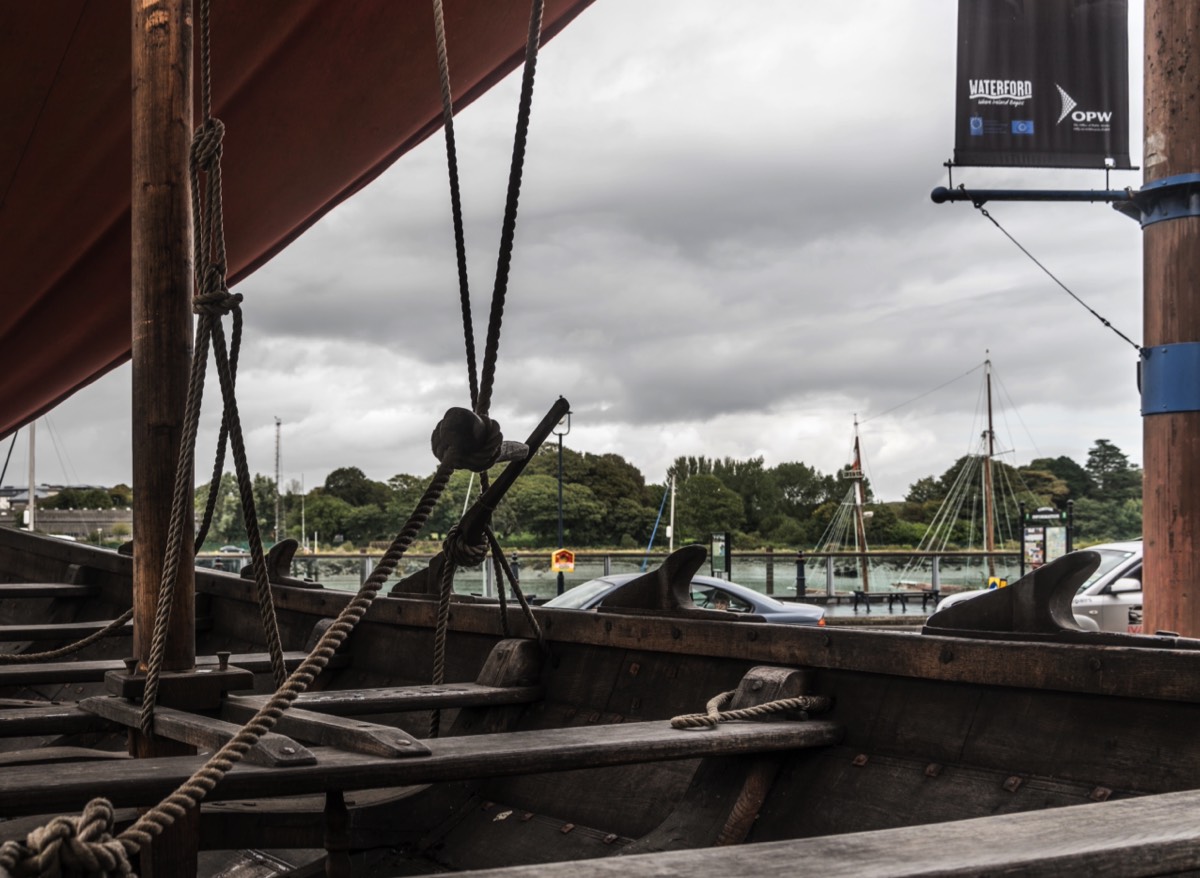 VADRARFJORDR A REPLICA VIKING LONGBOAT [WATERFORD]  003